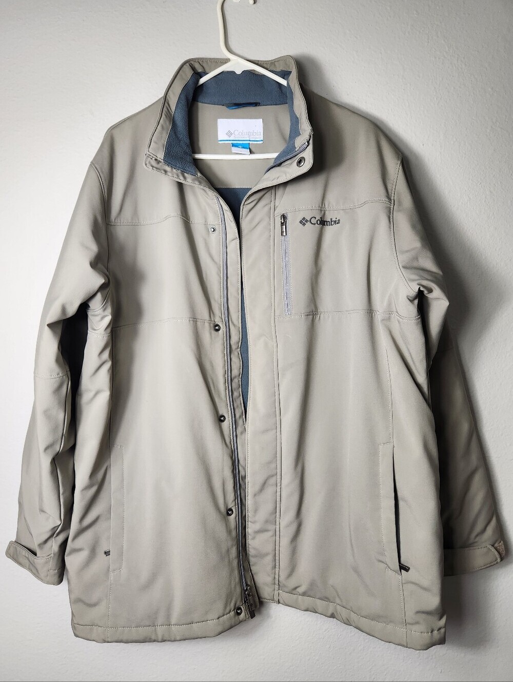Columbia Mens |L| Khaki Lightweight Jacket